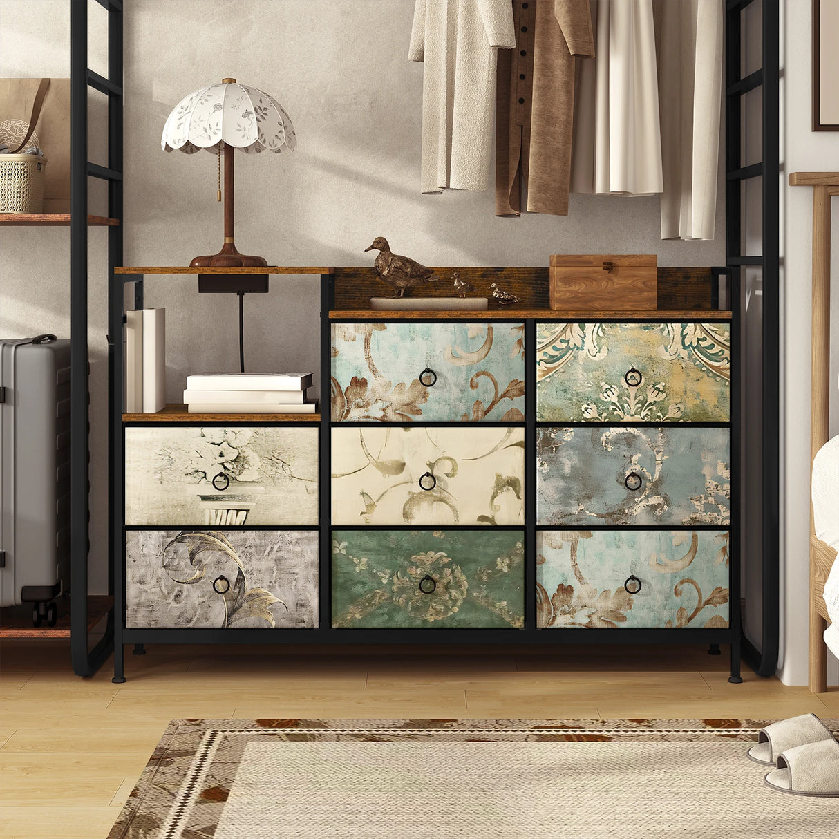 BukkitBow ladekast met 8 stoffen laden, houten blad, metalen frame, stopcontact en USB-poorten, modern en functioneel meubel