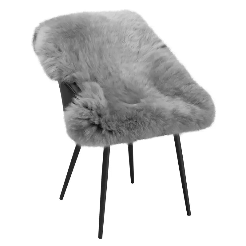 Lichtgrijze BukkitBow schapenvacht van polyester, 6cm dik, wasbaar, verschillende maten, zachte vacht voor decoratie of comfort.