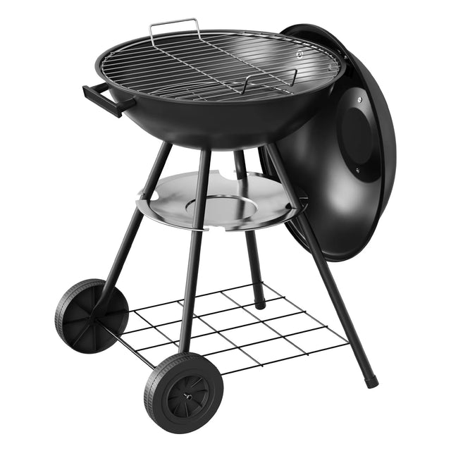 Zwarte kogelbarbecue met open deksel, rond grillrooster, onderschaal, onderrek en twee wielen