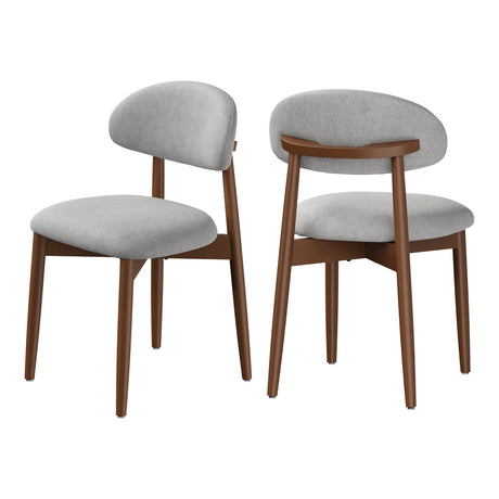 Set van twee grijze chenille eetkamerstoelen met houten poten en afgeronde rugleuningen