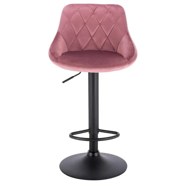 BukkitBow barkruk met chroom stalen frame, fluweel of kunstleer zitting, verstelbaar, draaibaar en met voetensteun in een moderne inrichting.