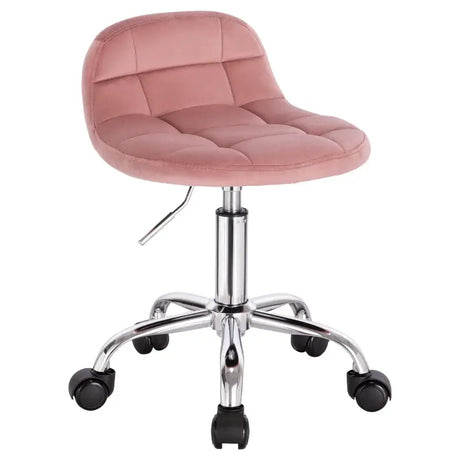 BukkitBow compacte lage bureaustoel van velvet met metalen onderstel, wielen en hoogteverstelling, in donkerblauw.