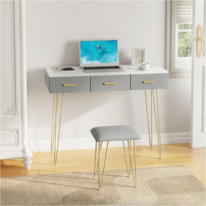 BukkitBow kaptafel set met LED spiegel, bijpassende kruk, stevig hout, fluweel bekleding en gouden details, afmetingen 100x121,5x40 cm.