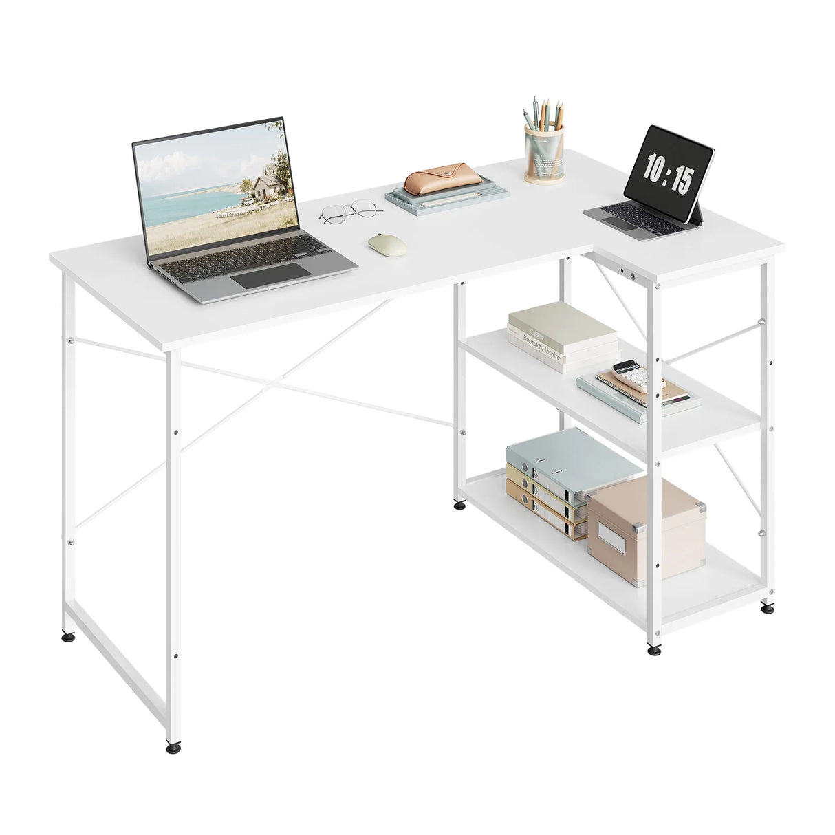 L-vorm hoekbureau van BukkitBow met staal en hout, verstelbare planken en moderne ontwerp voor thuiswerk of kantoor.