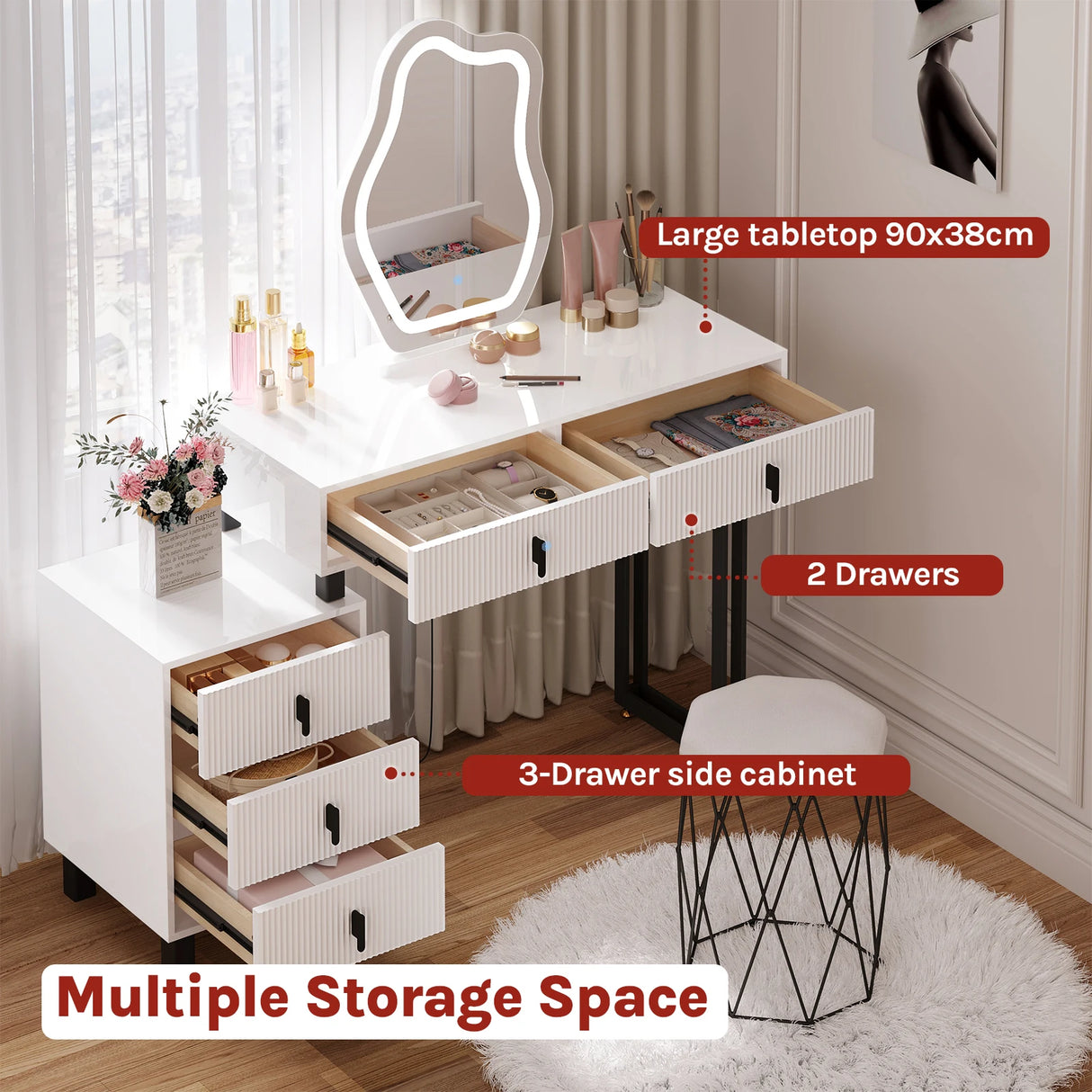 Luxe BukkitBow kaptafel met witte afwerking, vijf laden en een wolkvormige spiegel, gemaakt van metaal en hout.