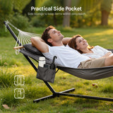 Luxe tweepersoons hangmat van BukkitBow met standaard, belastbaar tot 250 kg, comfortabel ligbed voor buitengebruik.