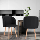 Moderne linnen eetkamerstoel van BukkitBow met massief houten poten, elegante en comfortabele zit voor in de eetkamer