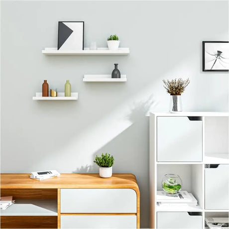 Set van 3 witte houten boekenplanken van BukkitBow, groot en klein, geschikt voor lichte decoratie of boeken, max 5 kg belasting.