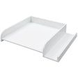 Wit BukkitBow universeel baby verschoonopzetstuk met zijplank, geschikt voor kinderwagen of commode, geschikt voor babyverzorging.