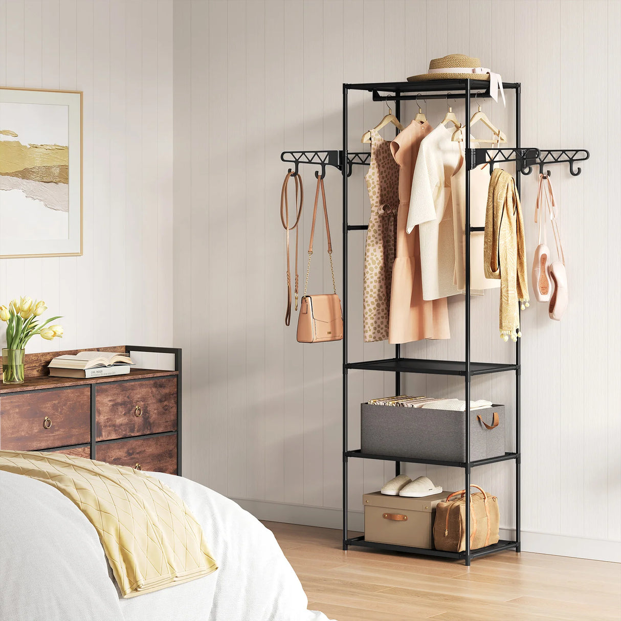 BukkitBow vrijstaand kledingrek met metalen frame, haken en legplanken voor slaapkamer of hal, open garderobe.