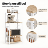 Detail van materiaal en afwerking van industrieel keukenrek