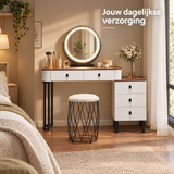 kaptafel met LED-verlichting in gebruik in een passende praktijksituatie