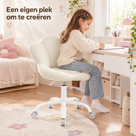 kinderbureaustoel fluweel in gebruik in een passende praktijksituatie