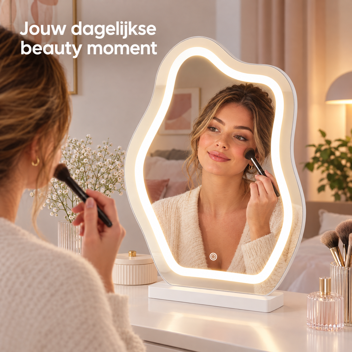 Witte make-up spiegel met dimbare LED-verlichting en 3 lichtkleuren, ideaal voor nauwkeurig schoonheidsgebruik, door BukkitBow