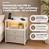 Nachtkastje van BukkitBow met USB-poorten, stopcontact, LED-verlichting en 2 stoffen lades, 40 cm breed.