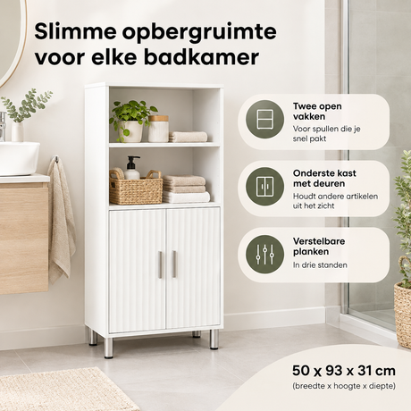 Witte badkamerkast van BukkitBow, vrijstaand met open vakken en deuren, afmetingen 50 x 93 x 31 cm, geschikt voor badkameropslag